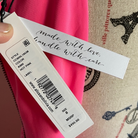 Alice + Olivia - Iris Floral Lace Sleeveless Dress - Picture 10 of 15